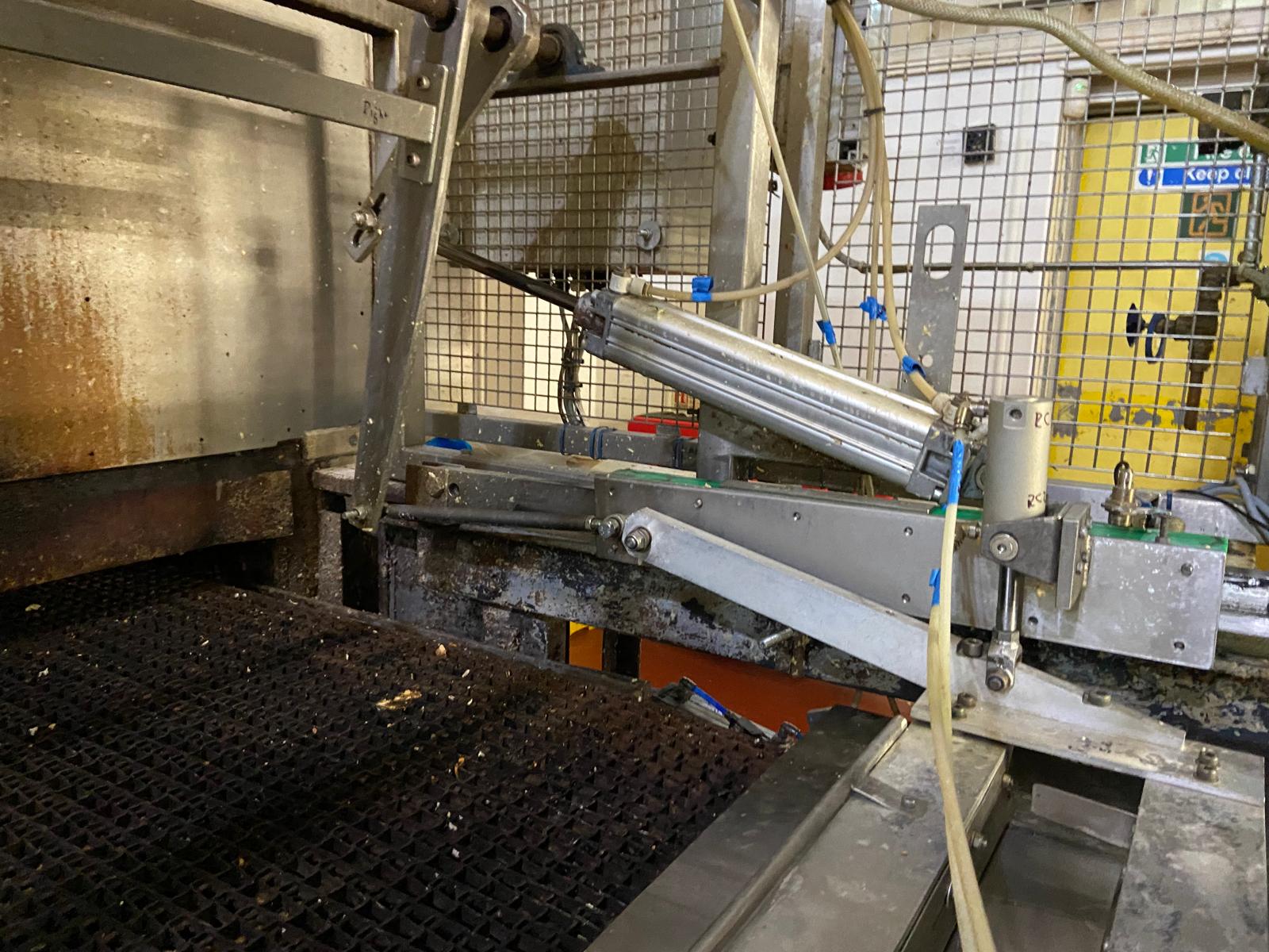 complete sweet factory clearance043